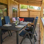 Estivo Premium Mobile Homes On Holidaypark Terspegelt * Eersel