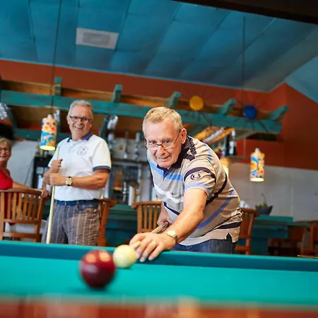 Estivo Premium Mobile Homes On Holidaypark Terspegelt 埃尔瑟尔