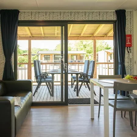 Estivo Premium Mobile Homes On Holidaypark Terspegelt *